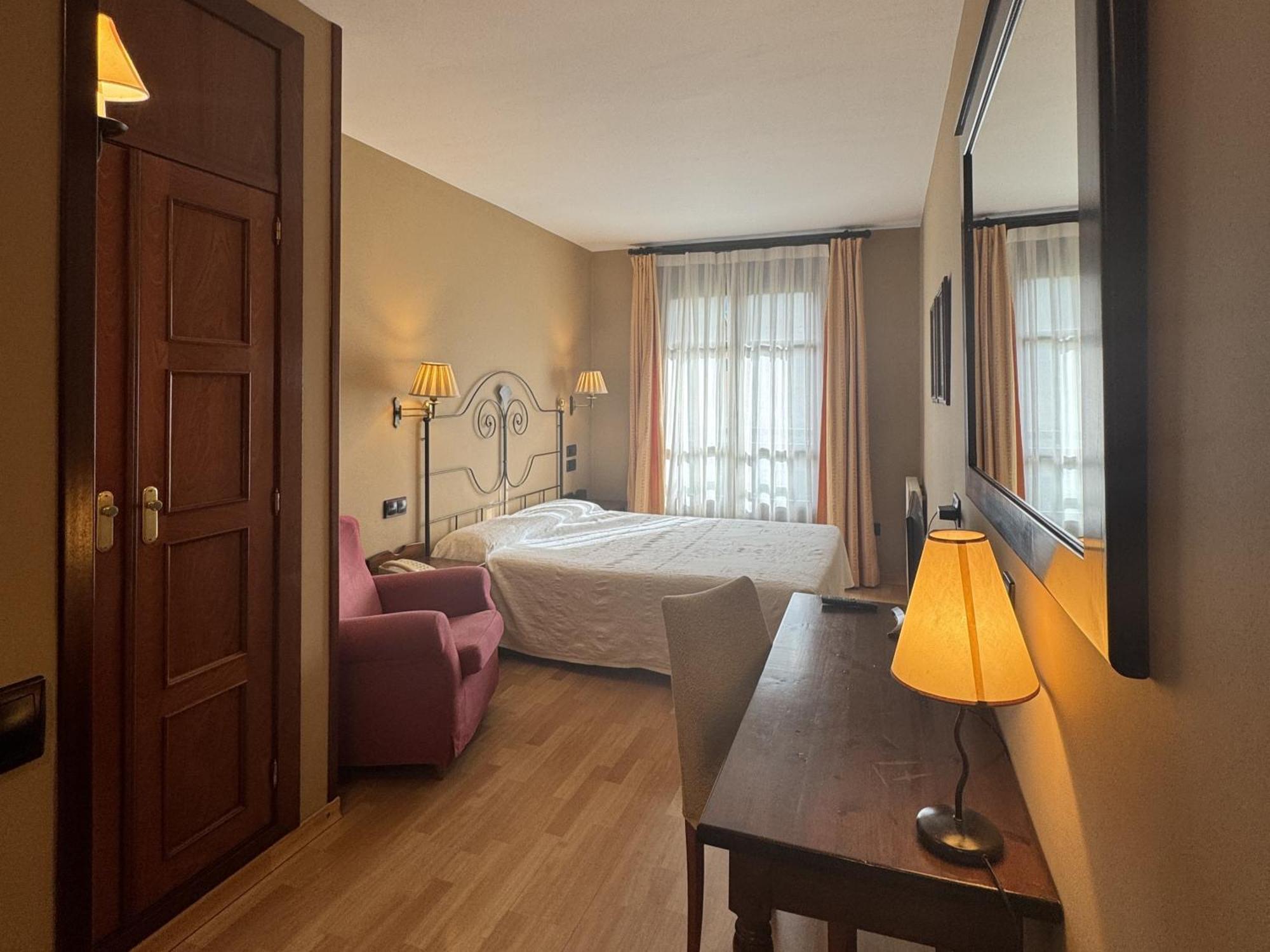 Hotel Cotiella 坎波 外观 照片