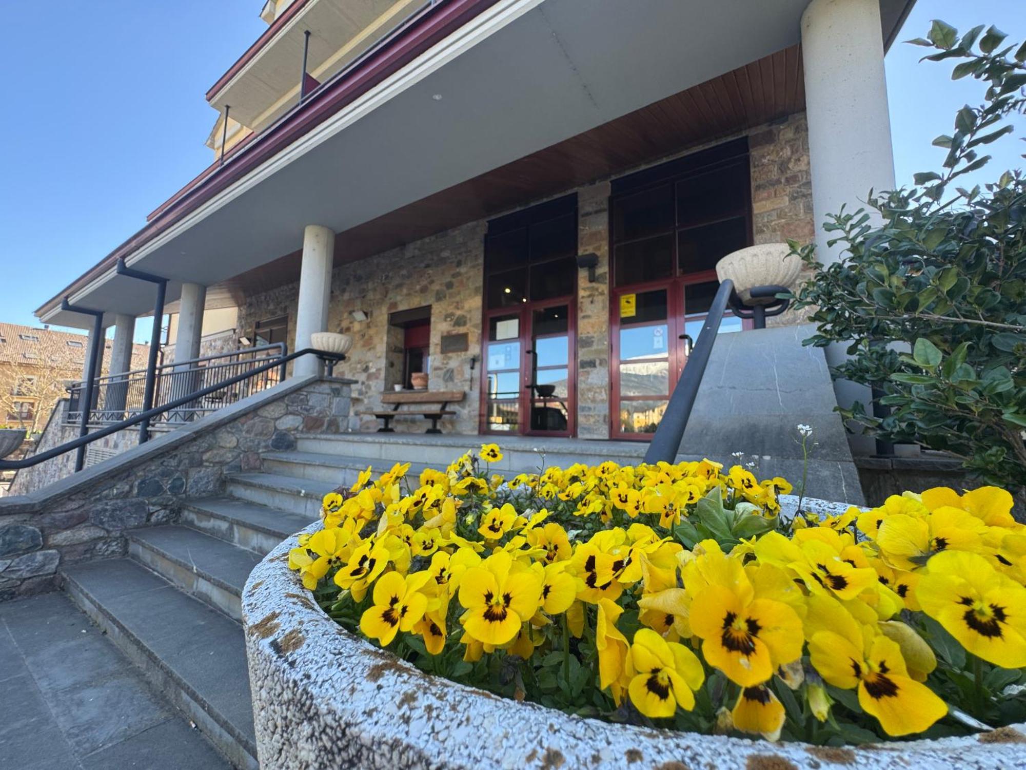 Hotel Cotiella 坎波 外观 照片